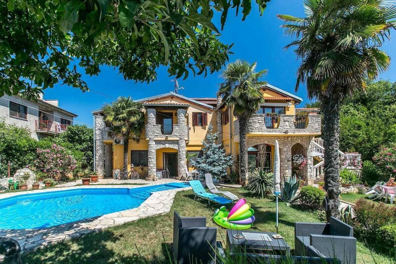 Villa Zara Лижнян Экстерьер фото