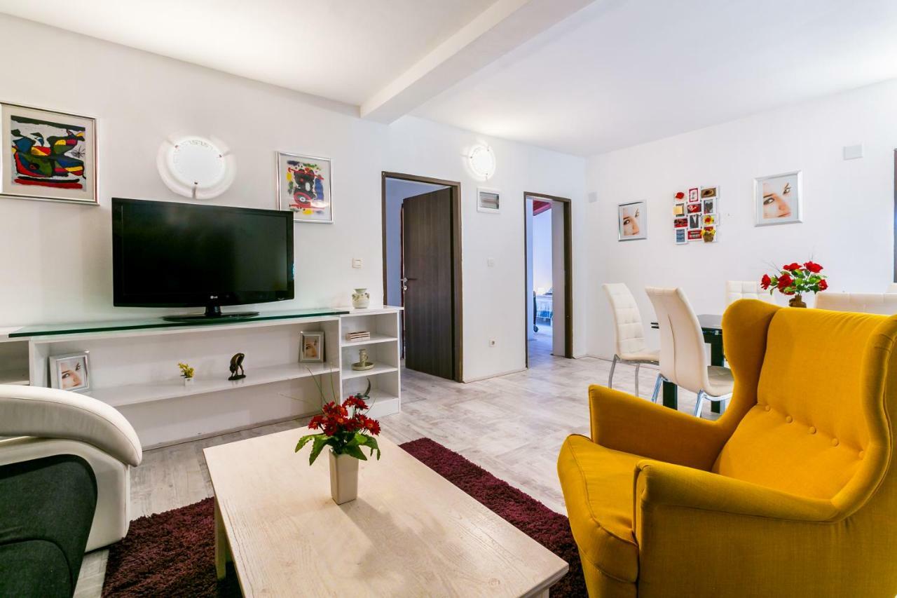 Villa Zara Лижнян Экстерьер фото