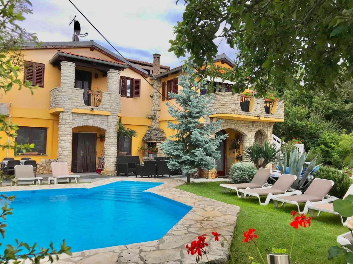 Villa Zara Лижнян Экстерьер фото